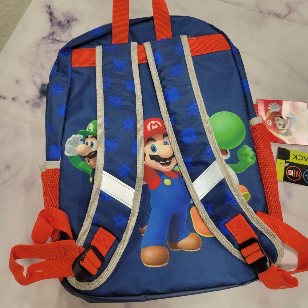 Mario "Game Time" Mario, Yoshi, and Luigi 17" Graphic Backpack - Picture 2 of 5